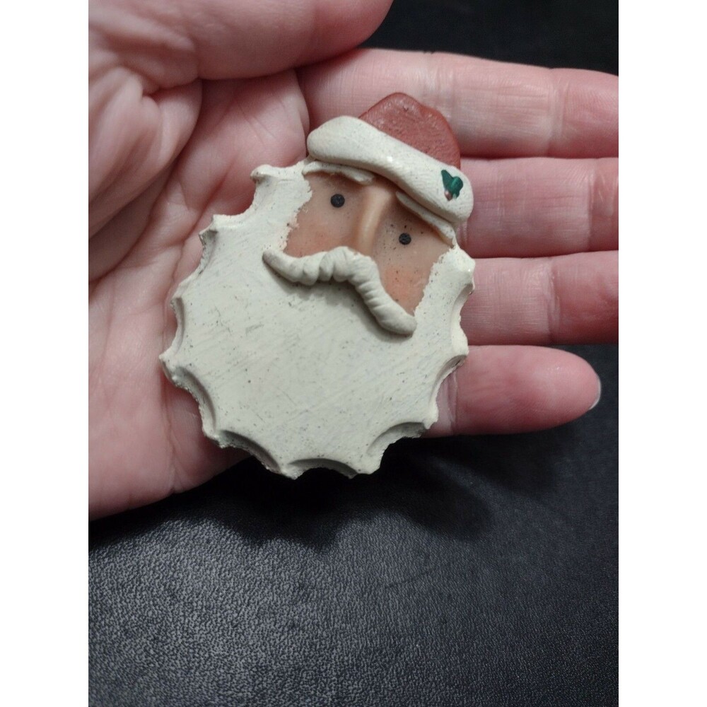 Vintage Handpainted Red White Old Fashioned Santa Brooch